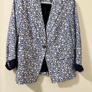 Boden Navy and White Floral Blazer Size 10